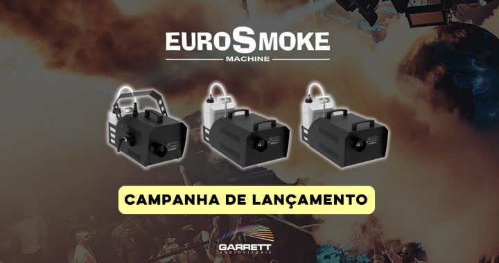 Máquinas de fumo Eurosmoke e acessórios expostos para promoção de produtos de efeitos especiais.